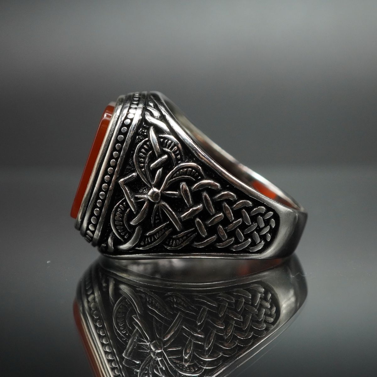 TURKISH HANDMADE SILVER RING FOR MEN IN RED AGATE