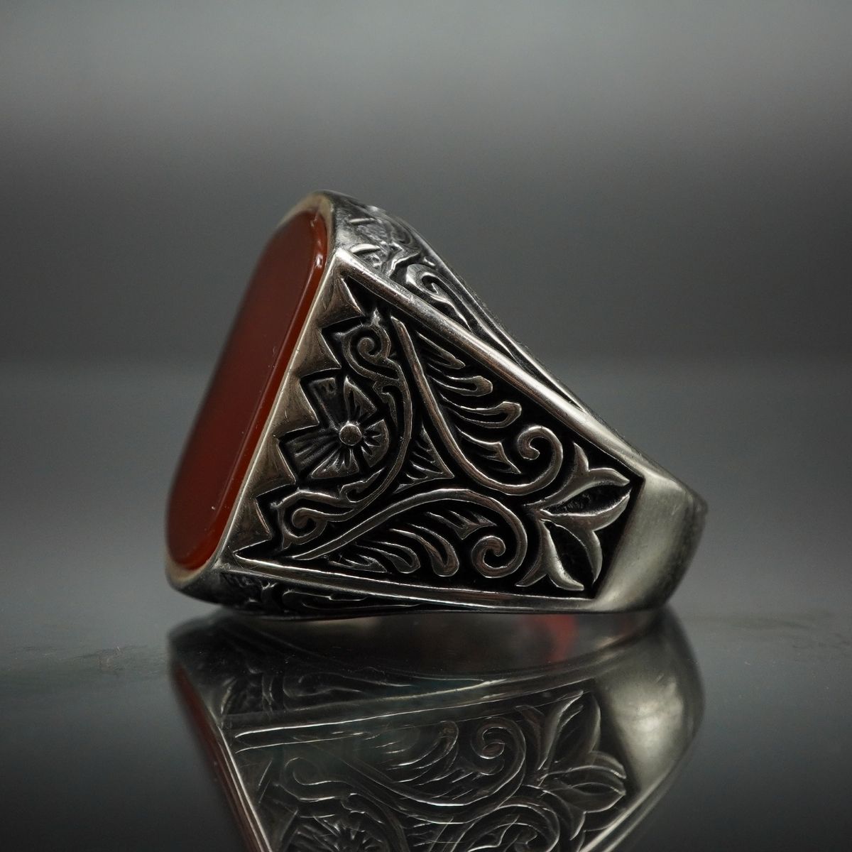 RED AGATE HANDMADE MEN RING IN 925 STERLING SILVER