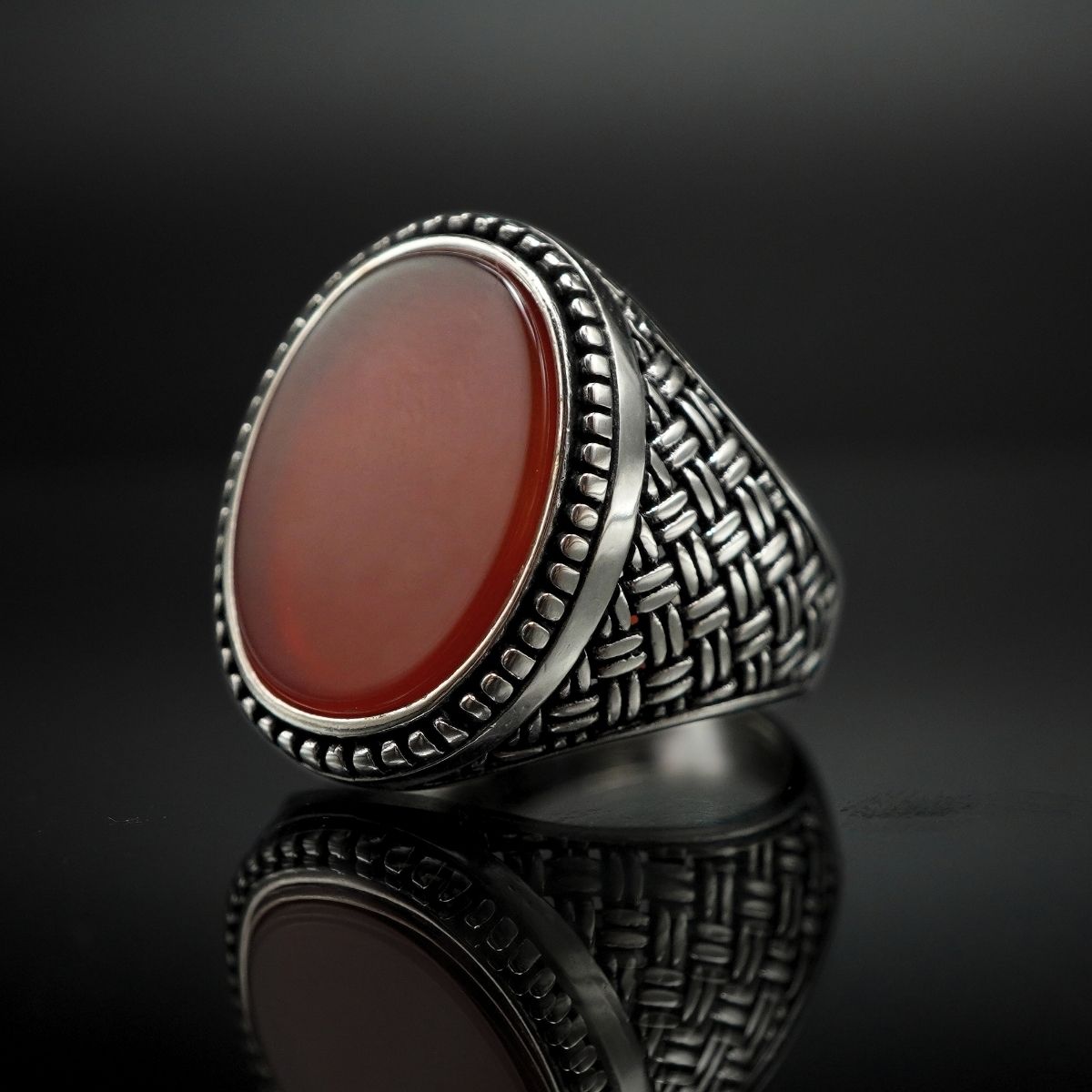OVAL RED AGATE RING FOR MEN IN SILVER