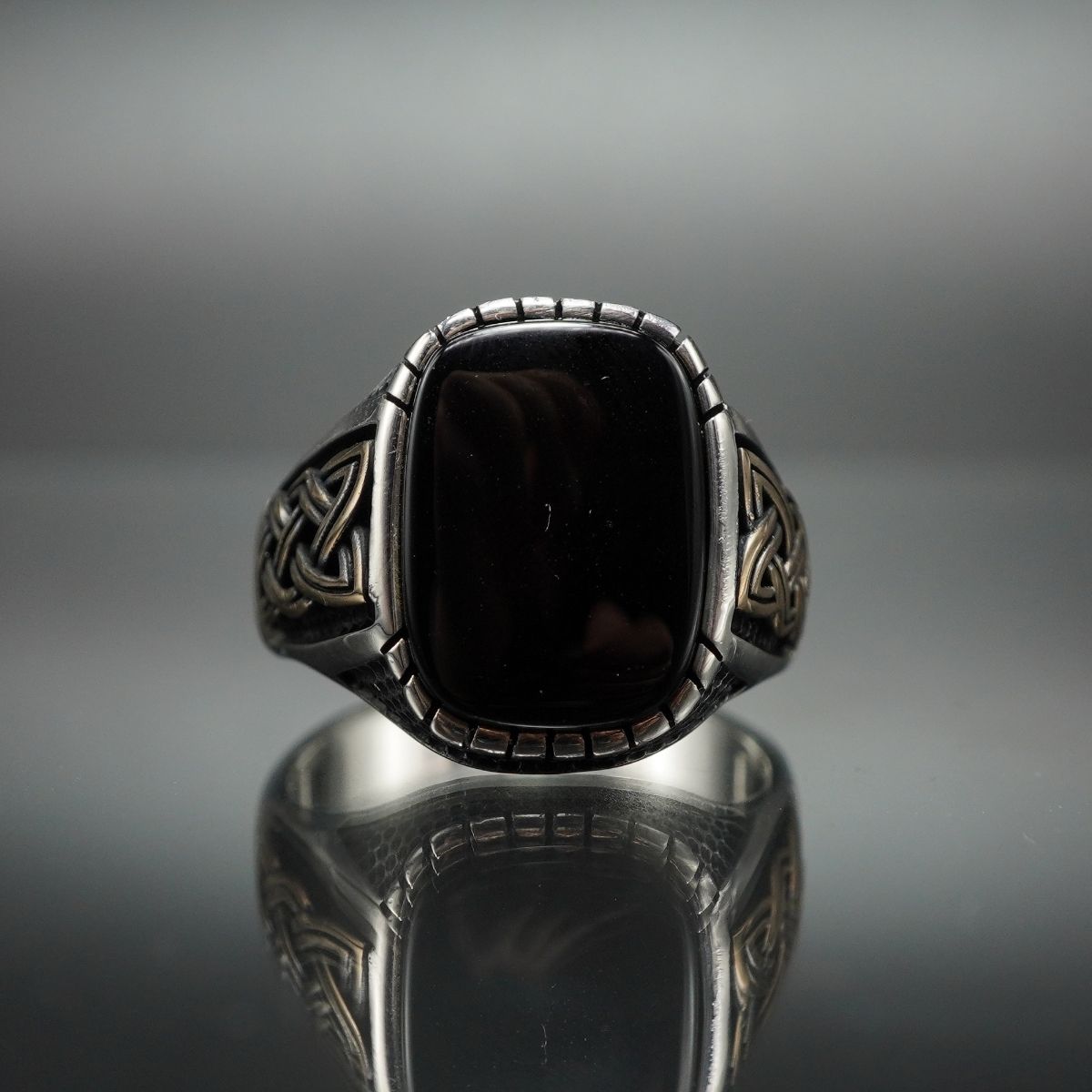 ONYX HANDMADE RING 925 STERLING SILVER