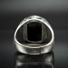 HANDMADE SILVER MEN RING IN BLACK ONYX GEMSTONE