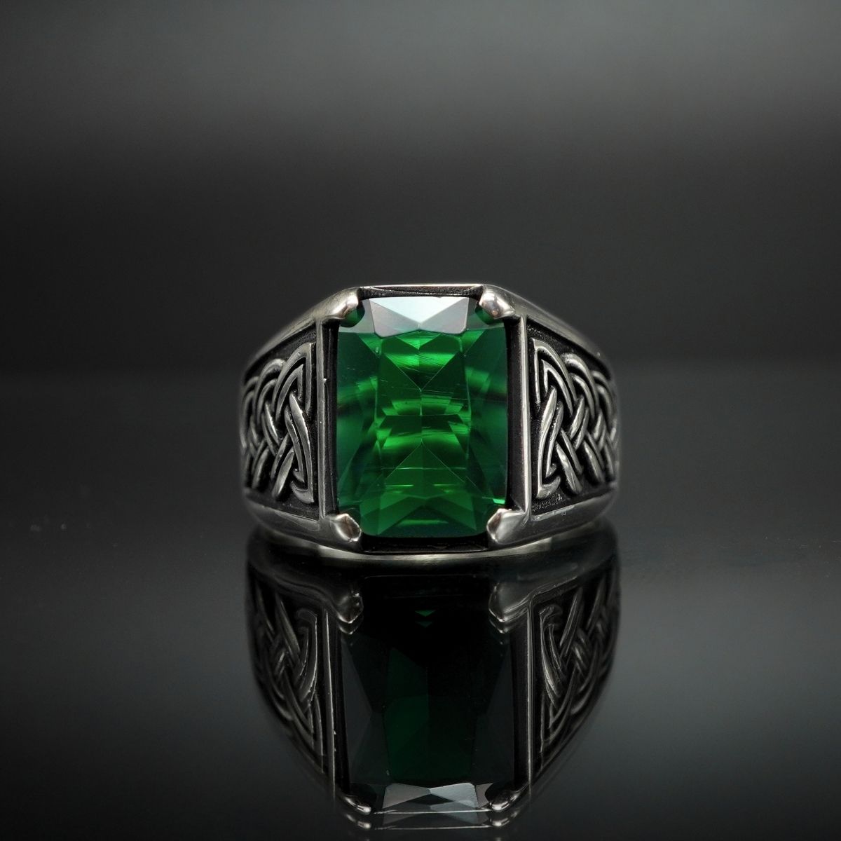 EMERALD GEMSTONE 925 STERLING SILVER HANDMADE RING FOR MEN