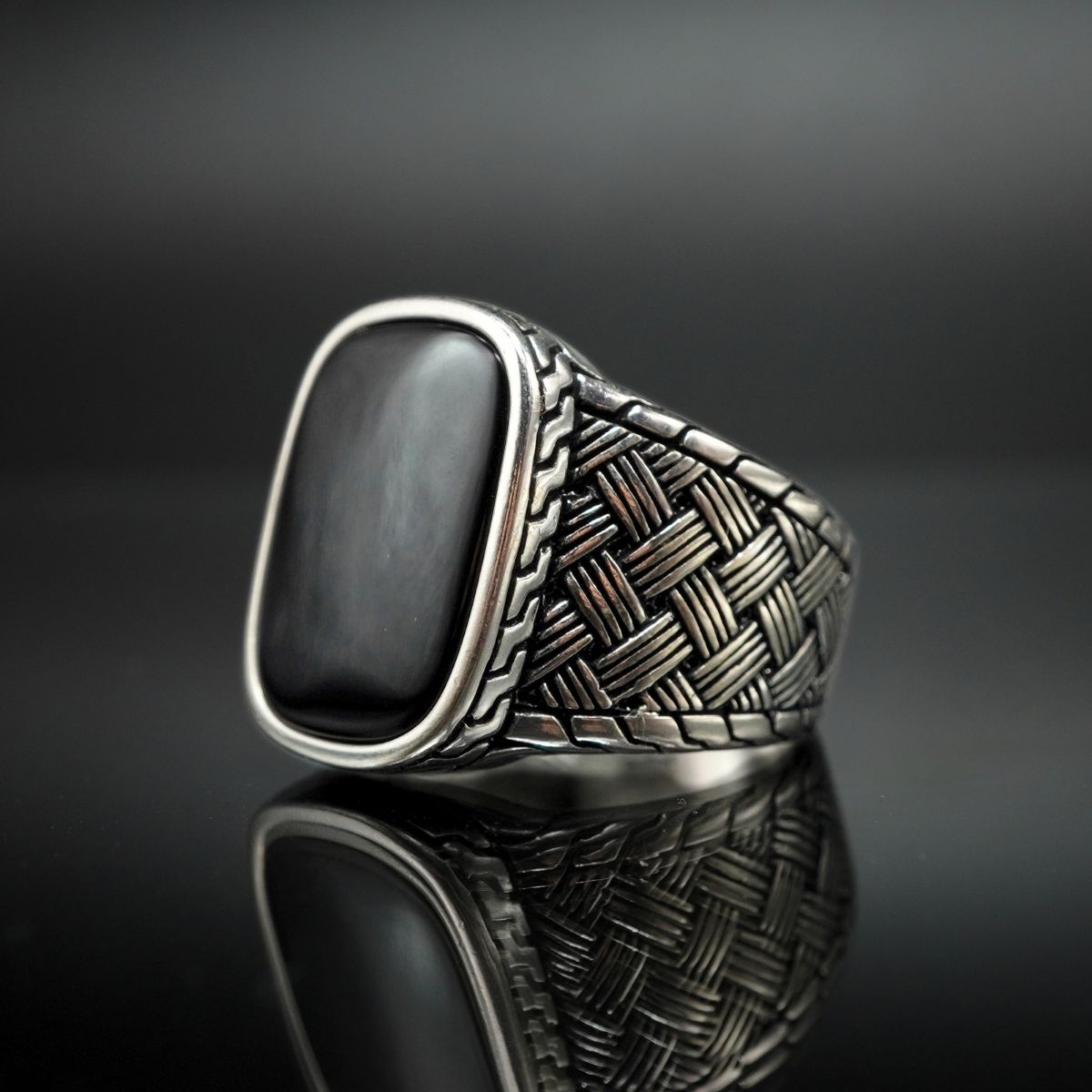 BLACK ONYX GEMSTONE HANDMADE RING IN 925 STERLING SILVER