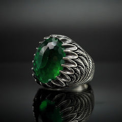SILVER MEN RING IN GREEN EMERALD STONE