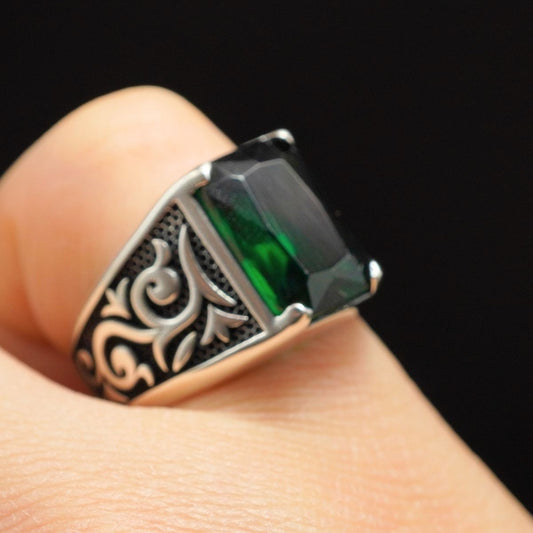 GREEN EMERALD GEMSTONE 925 STERLING SILVER RING