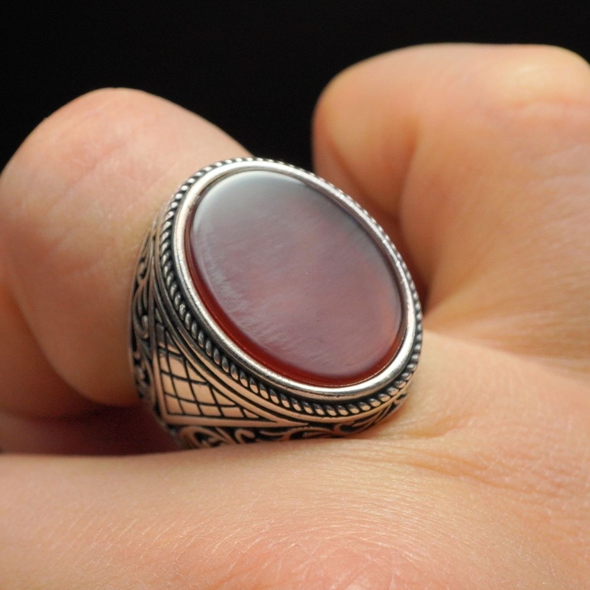 CLASSIC MEN SILVER RING IN AGATE