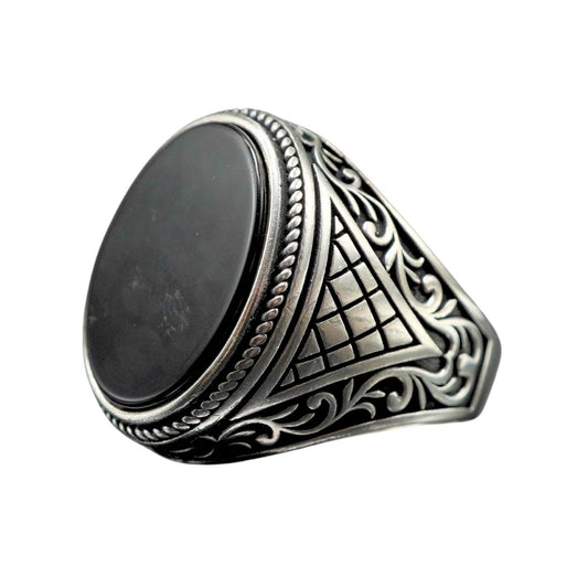 CLASSIC SILVER MEN RING IN ONYX