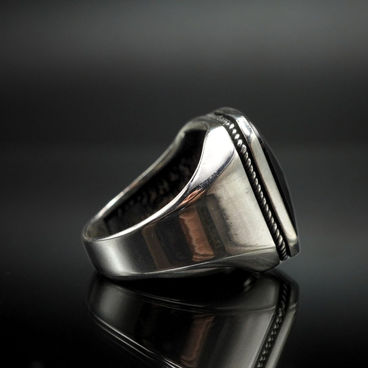PINKY BLACK ONYX MINIMALIST MEN RING