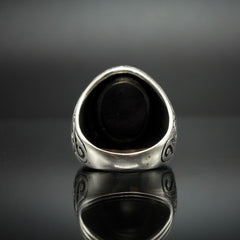 HANDENGRAVED SILVER MEN CLASSIC RING IN BLACK ONYX