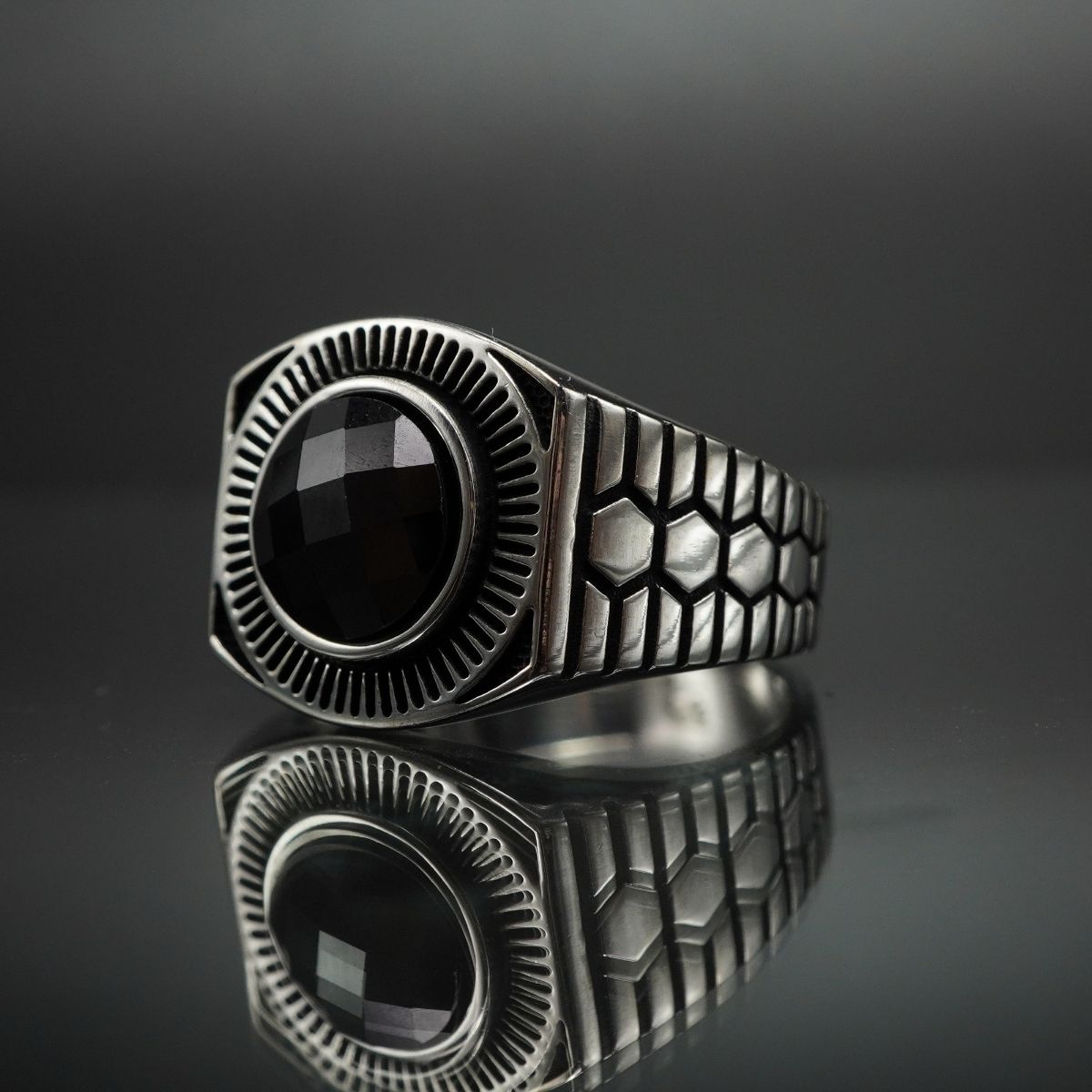 BLACK ONYX GEMSTONE RING FOR MEN IN SILVER