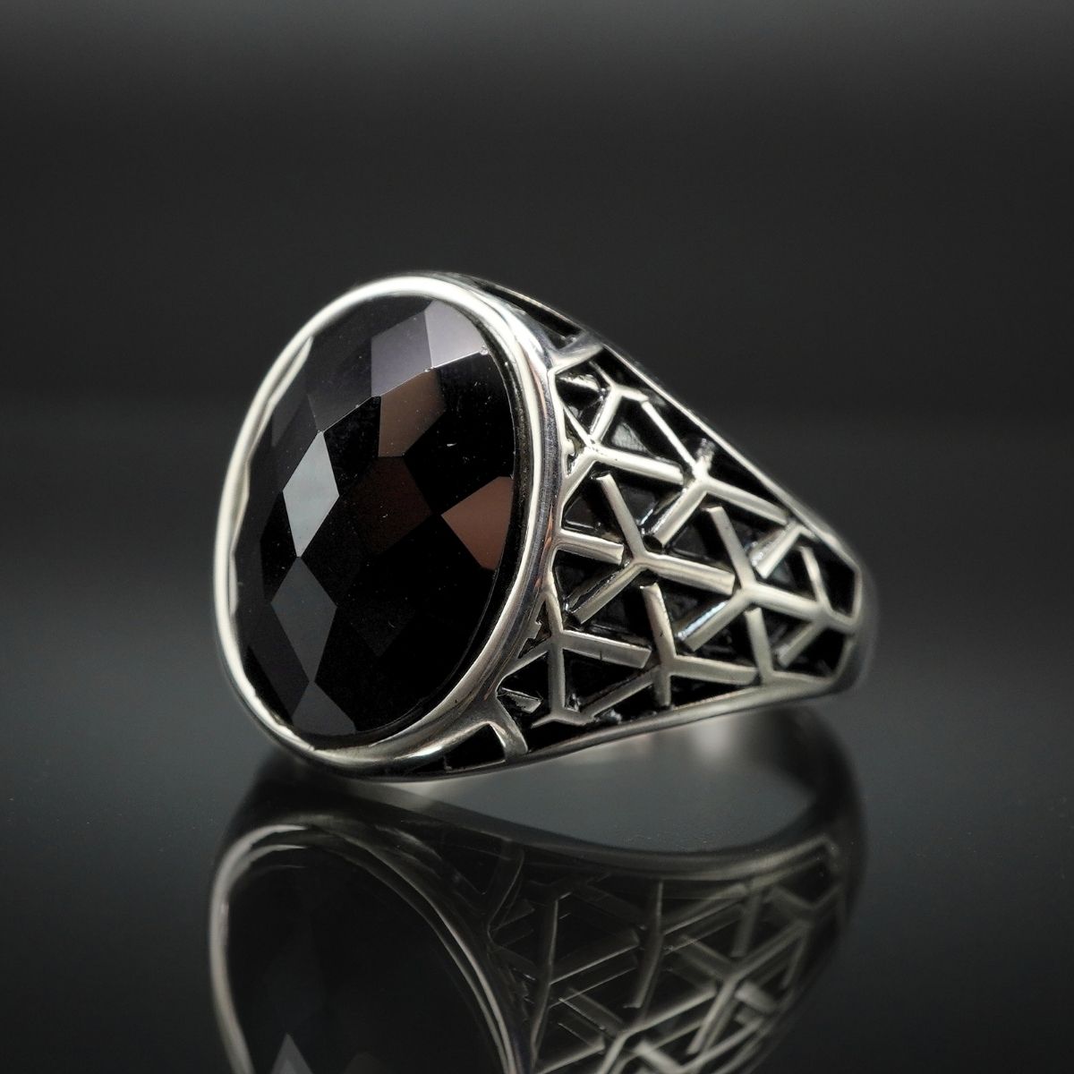 ONYX HANDMADE 925 STERLING SILVER RING