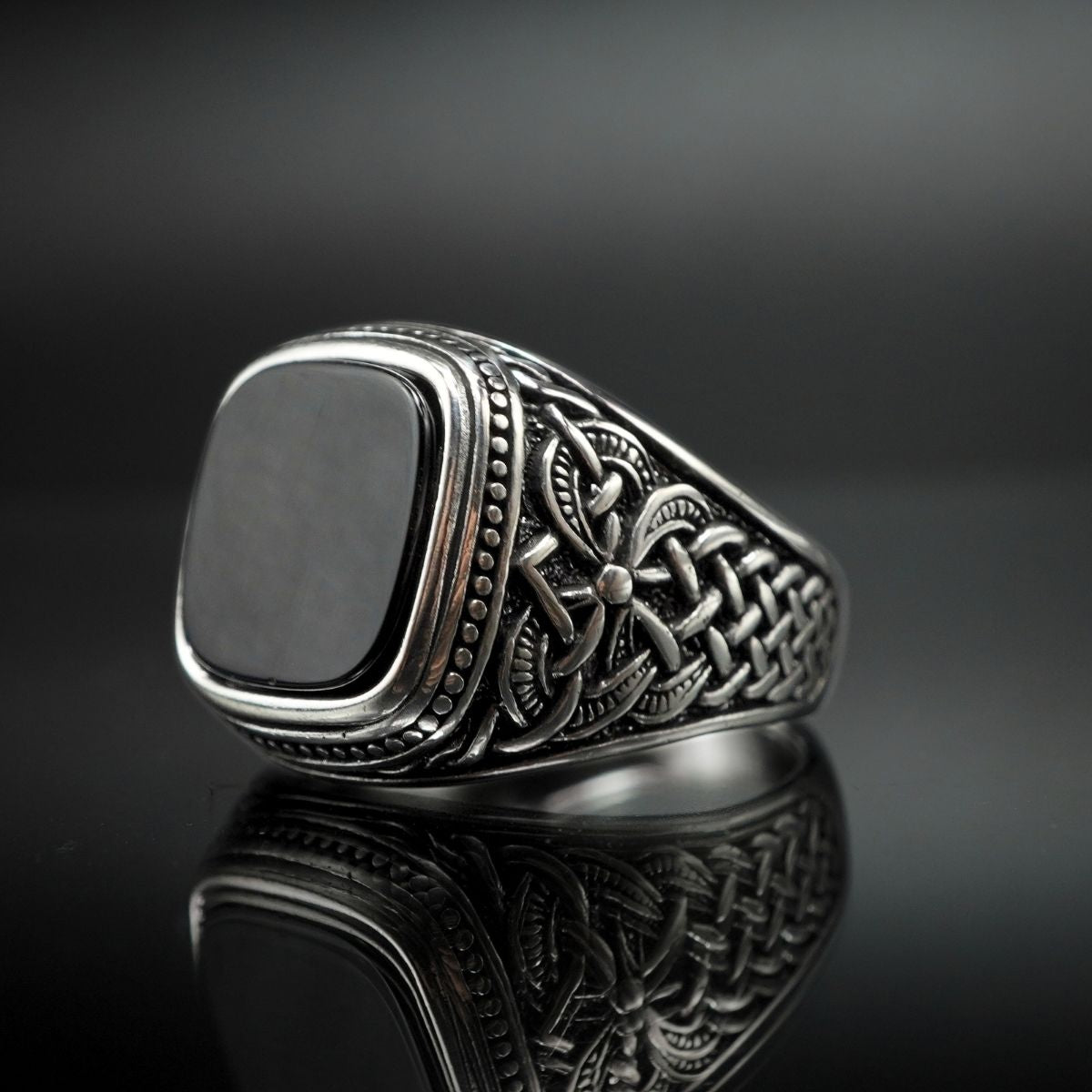 ONYX RING 925 STERLING SILVER HANDMADE