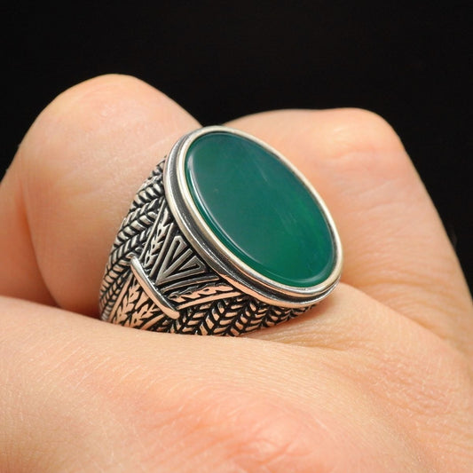 GREEN AGATE GEMSTONE RING FOR MEN IN 925 SILVER
