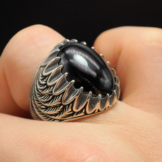 MEN SILVER RING IN BLACK ONYX
