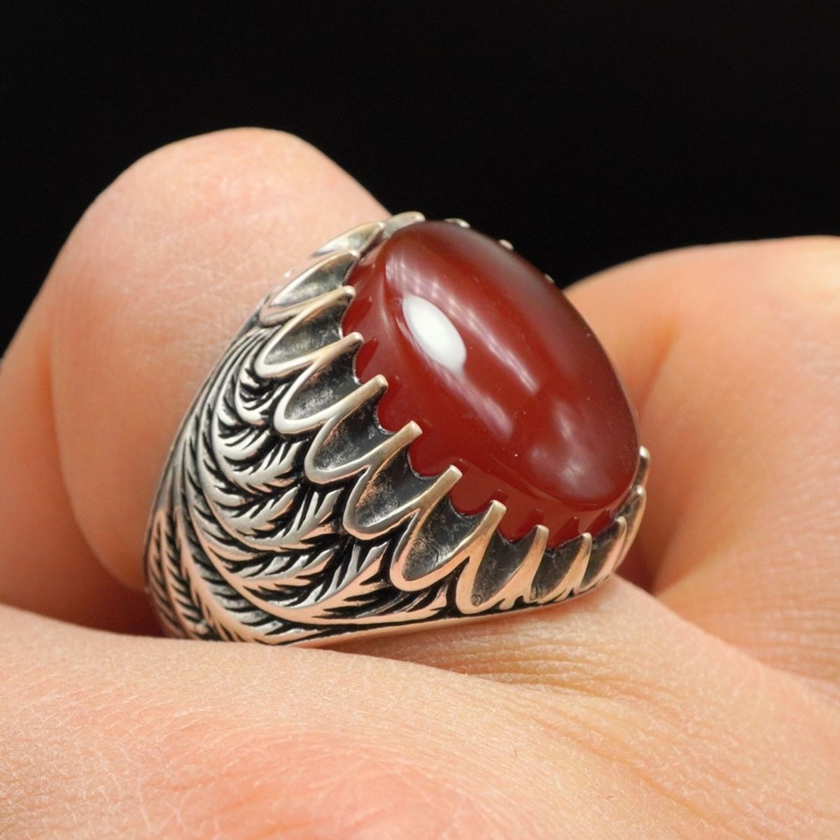 SILVER MEN RING IN RED AGATE STONE