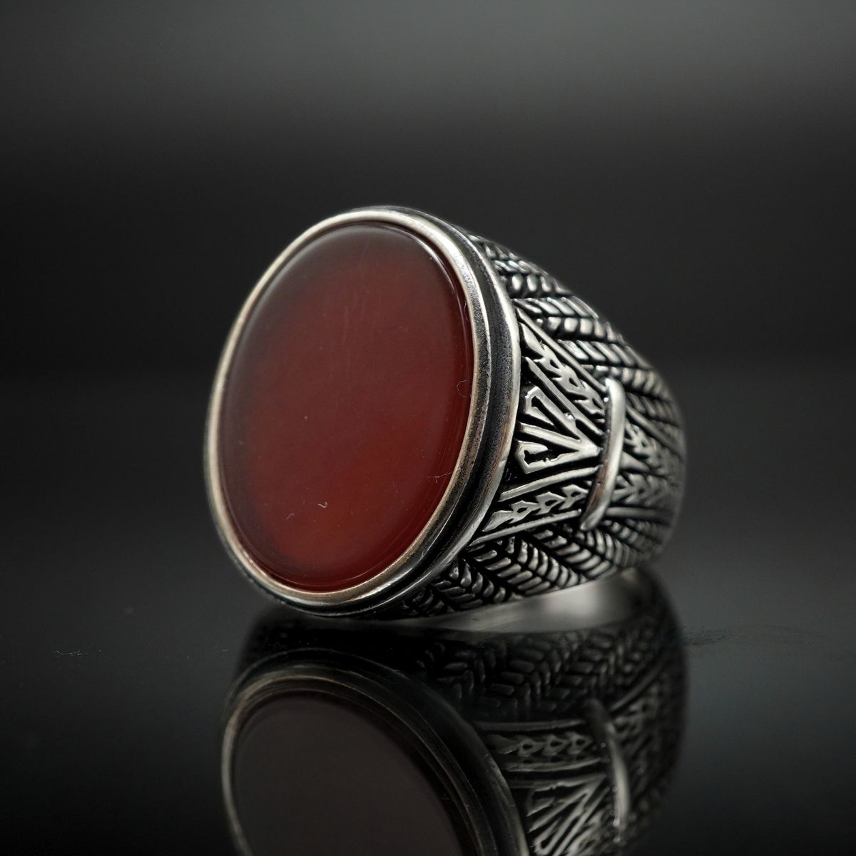 RED AGATE GEMSTONE RING FOR MEN IN 925 SILVER