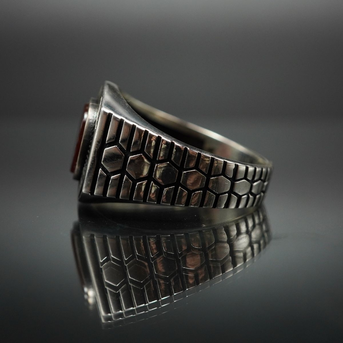 RED AGATE GEMSTONE RING FOR MEN IN SILVER