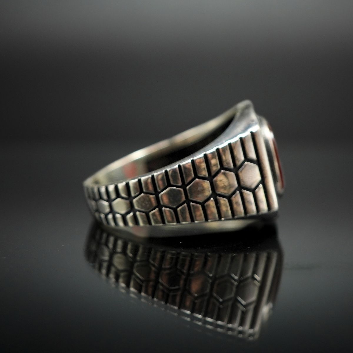 RED AGATE GEMSTONE RING FOR MEN IN SILVER