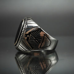 VINTAGE TENGRI BIRD 925 STERLING SILVER RING IN ONYX